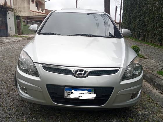 HYUNDAI I30 2.0 MPFI GLS 16V GASOLINA 4P AUTOMÁTICO HYUNDAI I30 2.0 MPFI GLS 16V GASOLINA 4P AUTOMÁTICO